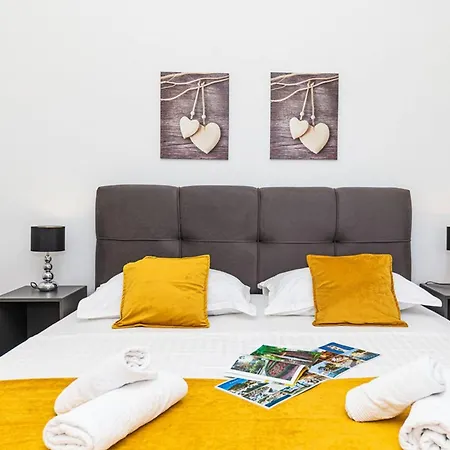 Exquisite Spacious Bufaline With Pool And Gym