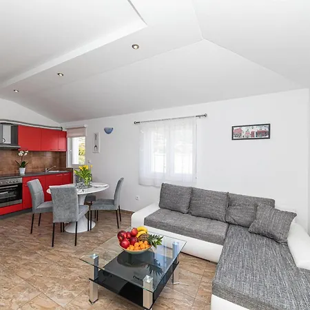 Exquisite Spacious Bufaline With Pool And Gym *