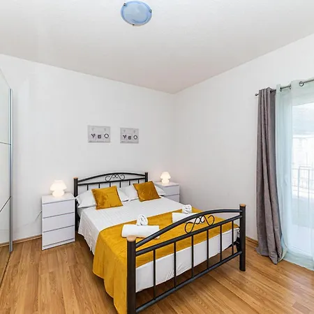Exquisite Spacious Bufaline With Pool And Gym *
